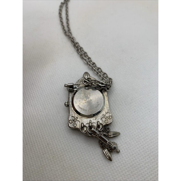 Avon 25mm Silver Tone Cuckoo Clock Pendant Brooch/Necklace w/Pin & chain Working - Picture 4 of 6